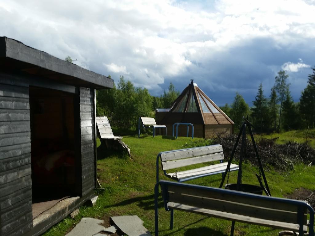 Ufocamp Lejlighed Vårhus Eksteriør billede